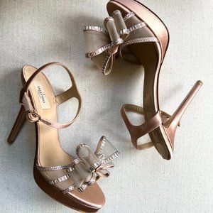Valentino Blush Pink Rare Garavani Satin Crystal Bow Heels Platforms - SIZE 40EU